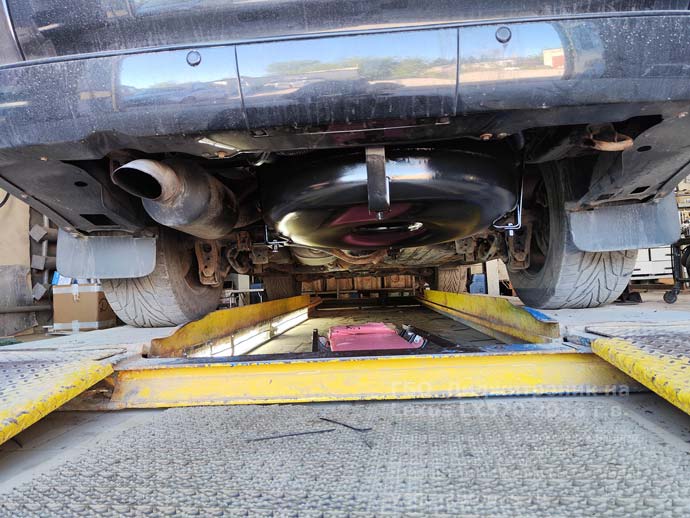 8 цилиндров! Установка ГБО Диджитроник на Lexus LX570 (Лексус ЛХ 570) 2013 г.в., полный привод 4х4, 5.7 л., 367 л.с., с пробегом 18 400 км